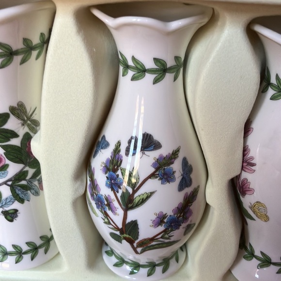 Port Meirion mini vases Beautiful for small amounts of flowers - Picture 3 of 5